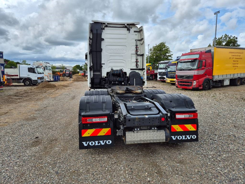Volvo FH 500 6x2 // ACC/ Retarder // 10 Wheeler - Tegljač: slika 4 Volvo FH 500 6x2 // ACC/ Retarder // 10 Wheeler - Tegljač: slika 4