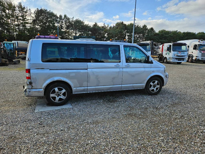 Volkswagen Caravelle 2,5 TDi 130 lang 10prs 5d - Minibus, Putnički kombi: slika 5 Volkswagen Caravelle 2,5 TDi 130 lang 10prs 5d - Minibus, Putnički kombi: slika 5