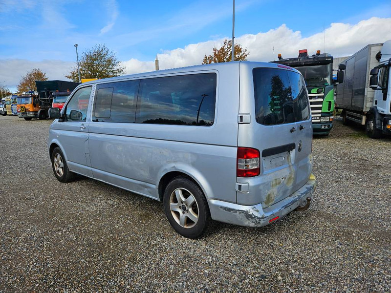 Volkswagen Caravelle 2,5 TDi 130 lang 10prs 5d - Minibus, Putnički kombi: slika 3 Volkswagen Caravelle 2,5 TDi 130 lang 10prs 5d - Minibus, Putnički kombi: slika 3