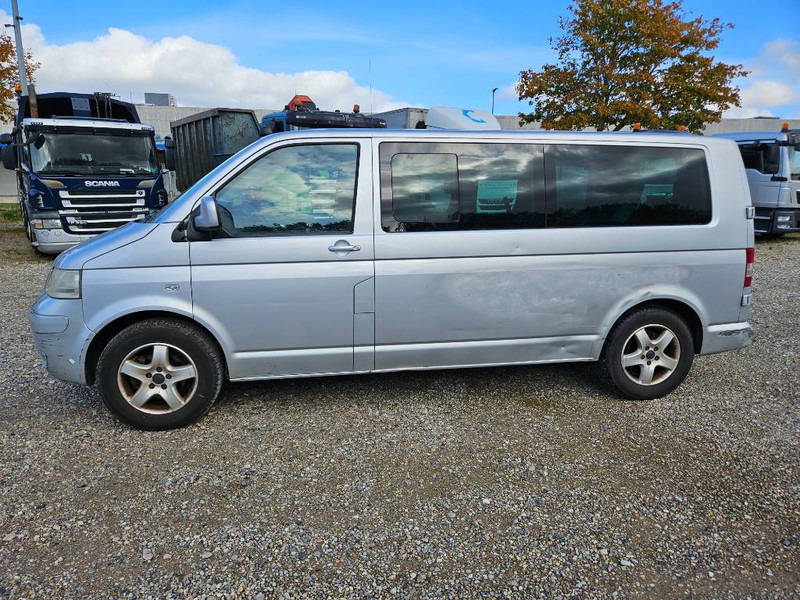 Volkswagen Caravelle 2,5 TDi 130 lang 10prs 5d - Minibus, Putnički kombi: slika 2 Volkswagen Caravelle 2,5 TDi 130 lang 10prs 5d - Minibus, Putnički kombi: slika 2