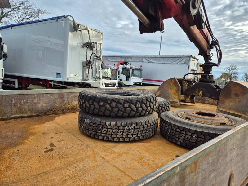 Volvo FL 614 // HMF1065 K2 grab/Rotor // Steelsupension - Kamion sa dizalicom: slika 3 Volvo FL 614 // HMF1065 K2 grab/Rotor // Steelsupension - Kamion sa dizalicom: slika 3