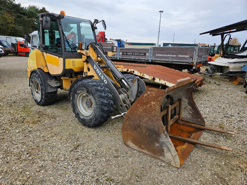 Volvo L 20 B - Utovarivač točkaš: slika 1 Volvo L 20 B - Utovarivač točkaš: slika 1