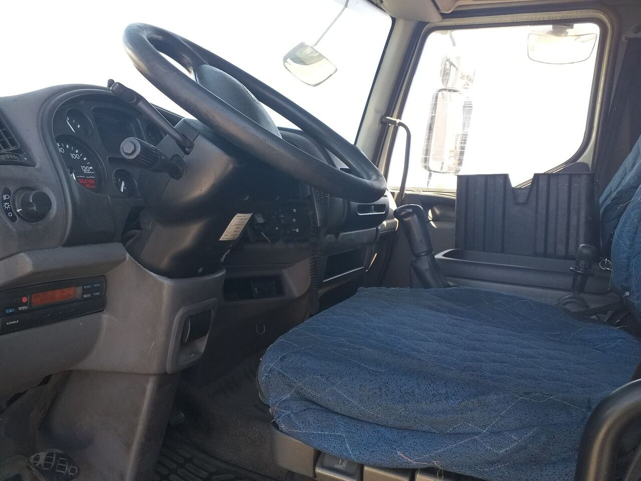 Kamion sa ceradom DAF 45.150 E.3: slika 7