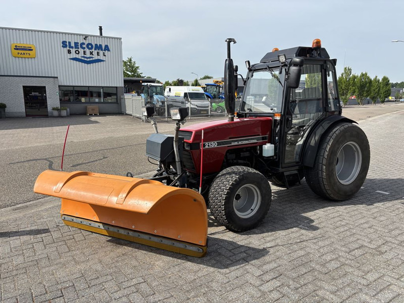 Mali traktor Case International 2130V Smalspoor: slika 1