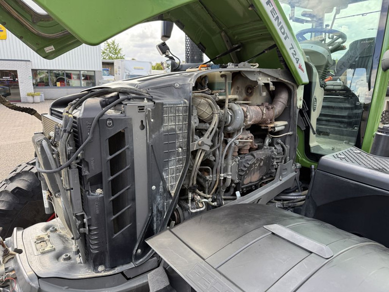 Traktor Fendt 724 S4 Profiplus: slika 9