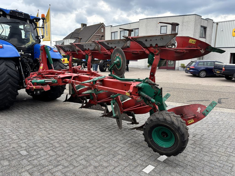 Kverneland LB100 4-Schaar Ploeg met Vorenpakker - Plug: slika 2 Kverneland LB100 4-Schaar Ploeg met Vorenpakker - Plug: slika 2