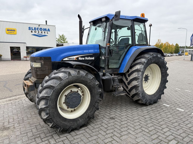 New Holland 8360 Range Command - Traktor: slika 1 New Holland 8360 Range Command - Traktor: slika 1