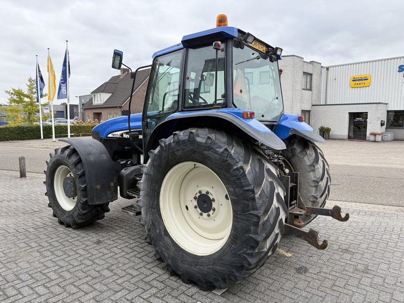 New Holland 8360 Range Command - Traktor: slika 2 New Holland 8360 Range Command - Traktor: slika 2