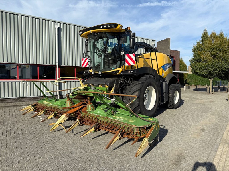 New Holland FR550 Forage Cruiser + Krone Easycollect - Kombajn za stočnu hranu: slika 2 New Holland FR550 Forage Cruiser + Krone Easycollect - Kombajn za stočnu hranu: slika 2