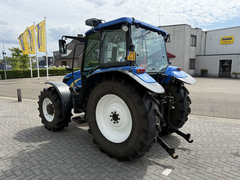 New Holland T5040 CAB + GPS - Traktor: slika 2 New Holland T5040 CAB + GPS - Traktor: slika 2