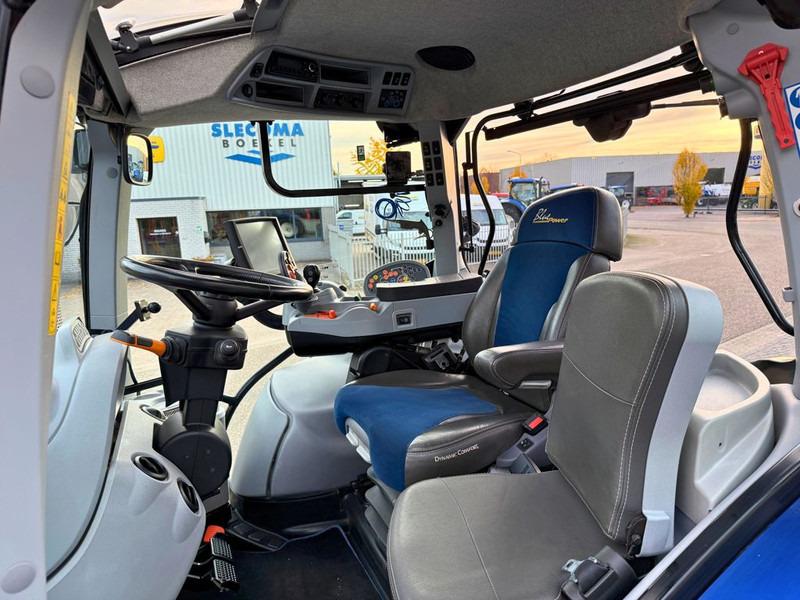 New Holland T7.270 AC 10 Years Blue Power Edition - Traktor: slika 5 New Holland T7.270 AC 10 Years Blue Power Edition - Traktor: slika 5