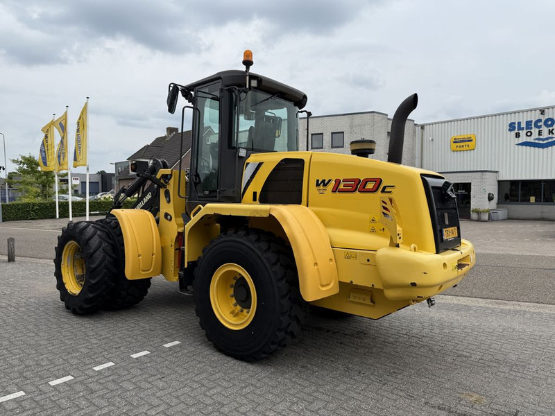 New Holland W130C Tool Carrier - Utovarivač točkaš: slika 2 New Holland W130C Tool Carrier - Utovarivač točkaš: slika 2