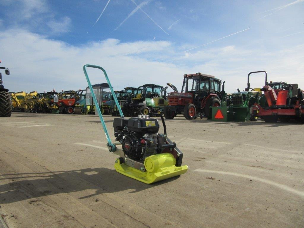 Ammann APF 1033 - Vibraciona ploča: slika 1 Ammann APF 1033 - Vibraciona ploča: slika 1