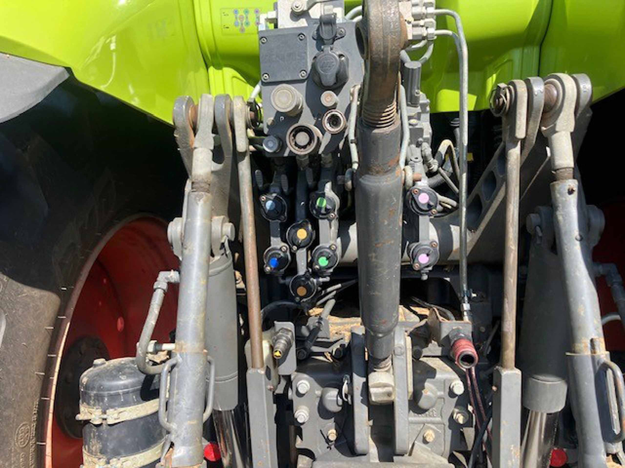 Claas Axion 810 - Traktor: slika 4 Claas Axion 810 - Traktor: slika 4