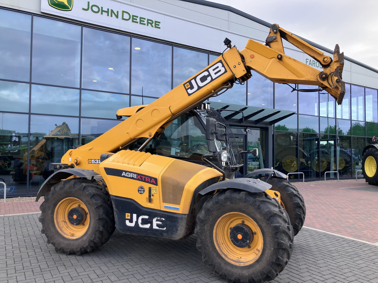 JCB 532.70 AGRIXTRA - Teleskopski upravljač: slika 1 JCB 532.70 AGRIXTRA - Teleskopski upravljač: slika 1