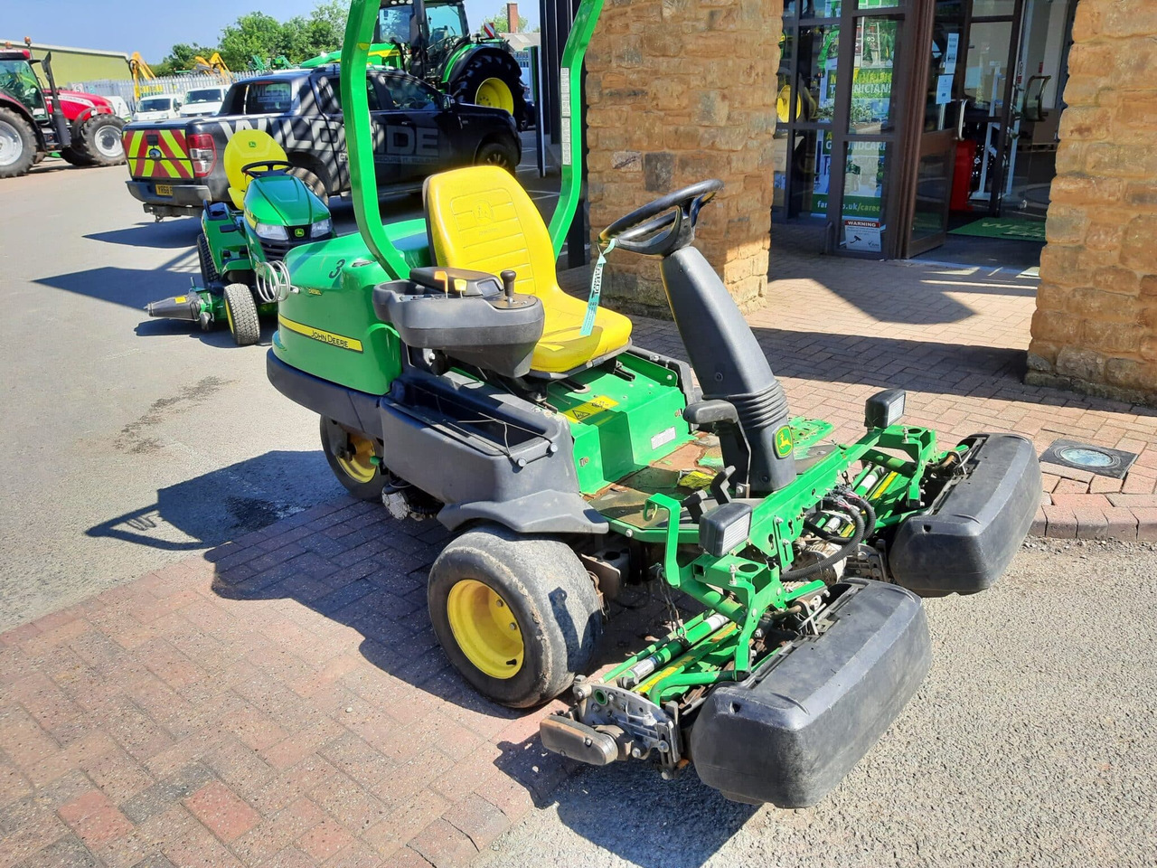 John Deere 2500EH greens triple mower - Baštenska kosačica: slika 3 John Deere 2500EH greens triple mower - Baštenska kosačica: slika 3