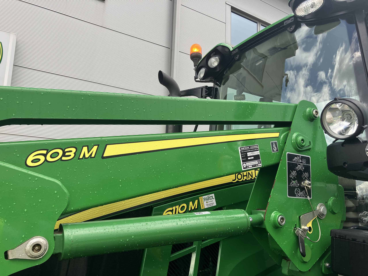 Traktor John Deere 6110M: slika 20
