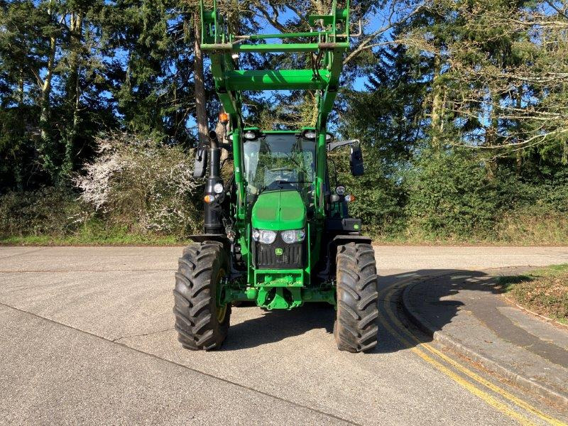 John Deere 6110M - Traktor: slika 3 John Deere 6110M - Traktor: slika 3