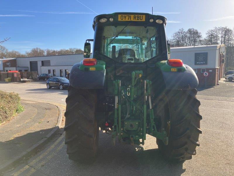 John Deere 6110M - Traktor: slika 4 John Deere 6110M - Traktor: slika 4