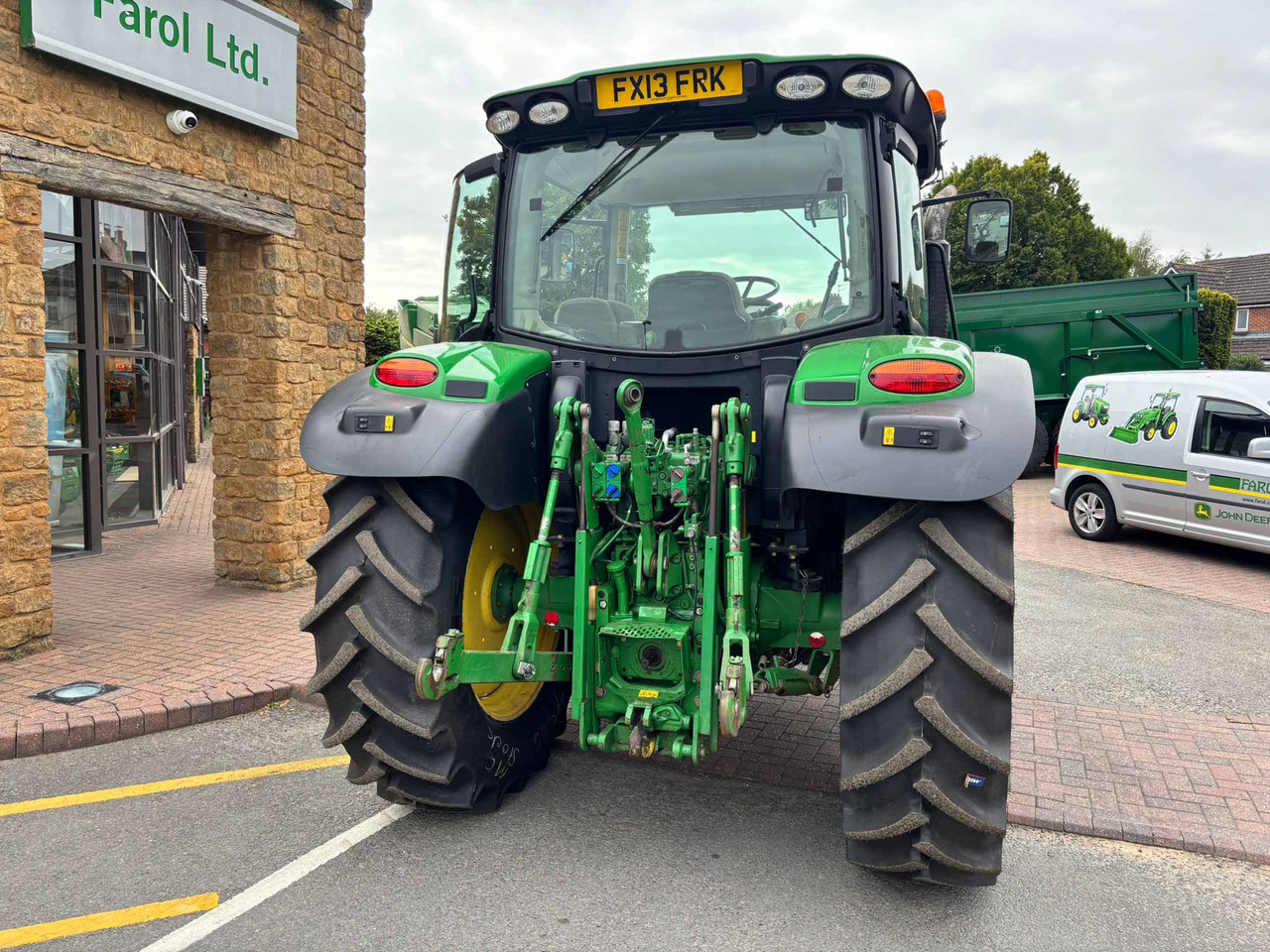 John Deere 6115R - Traktor: slika 5 John Deere 6115R - Traktor: slika 5