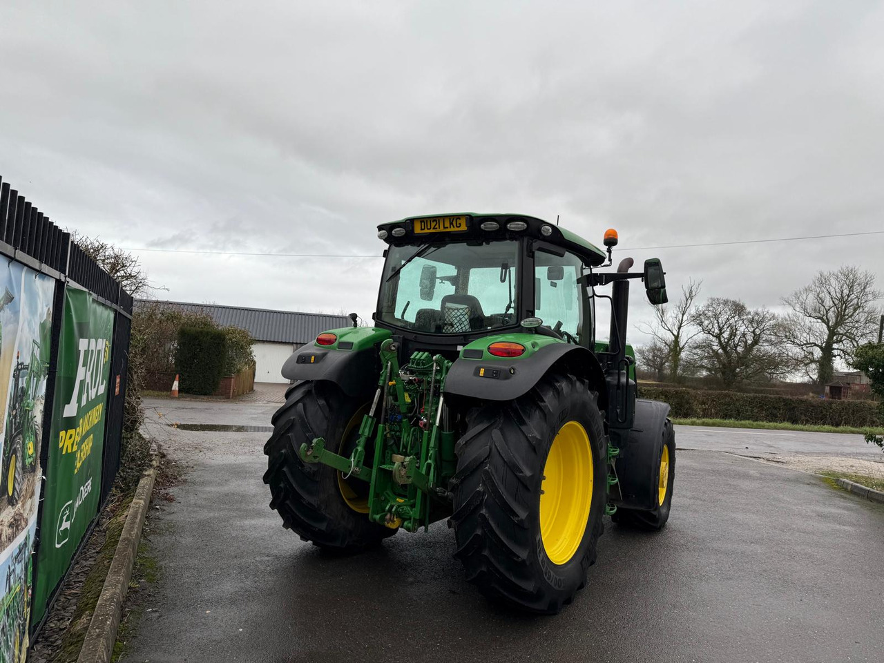 John Deere 6135R - Traktor: slika 4 John Deere 6135R - Traktor: slika 4