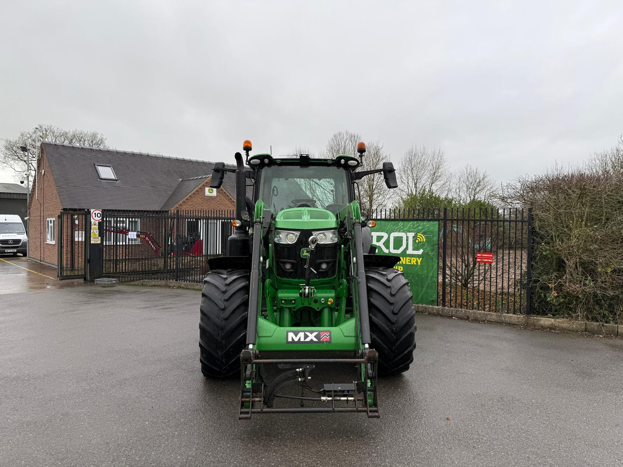 John Deere 6135R - Traktor: slika 3 John Deere 6135R - Traktor: slika 3