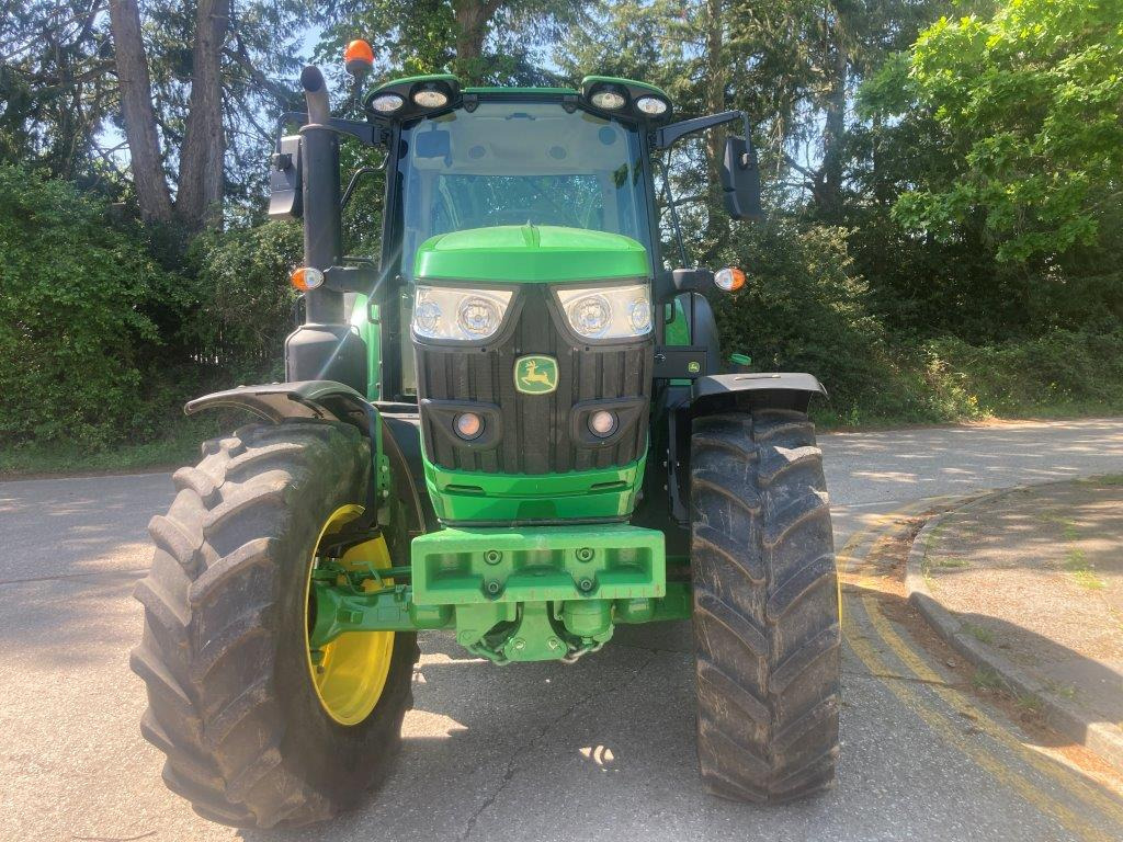 John Deere 6155M - Traktor: slika 2 John Deere 6155M - Traktor: slika 2