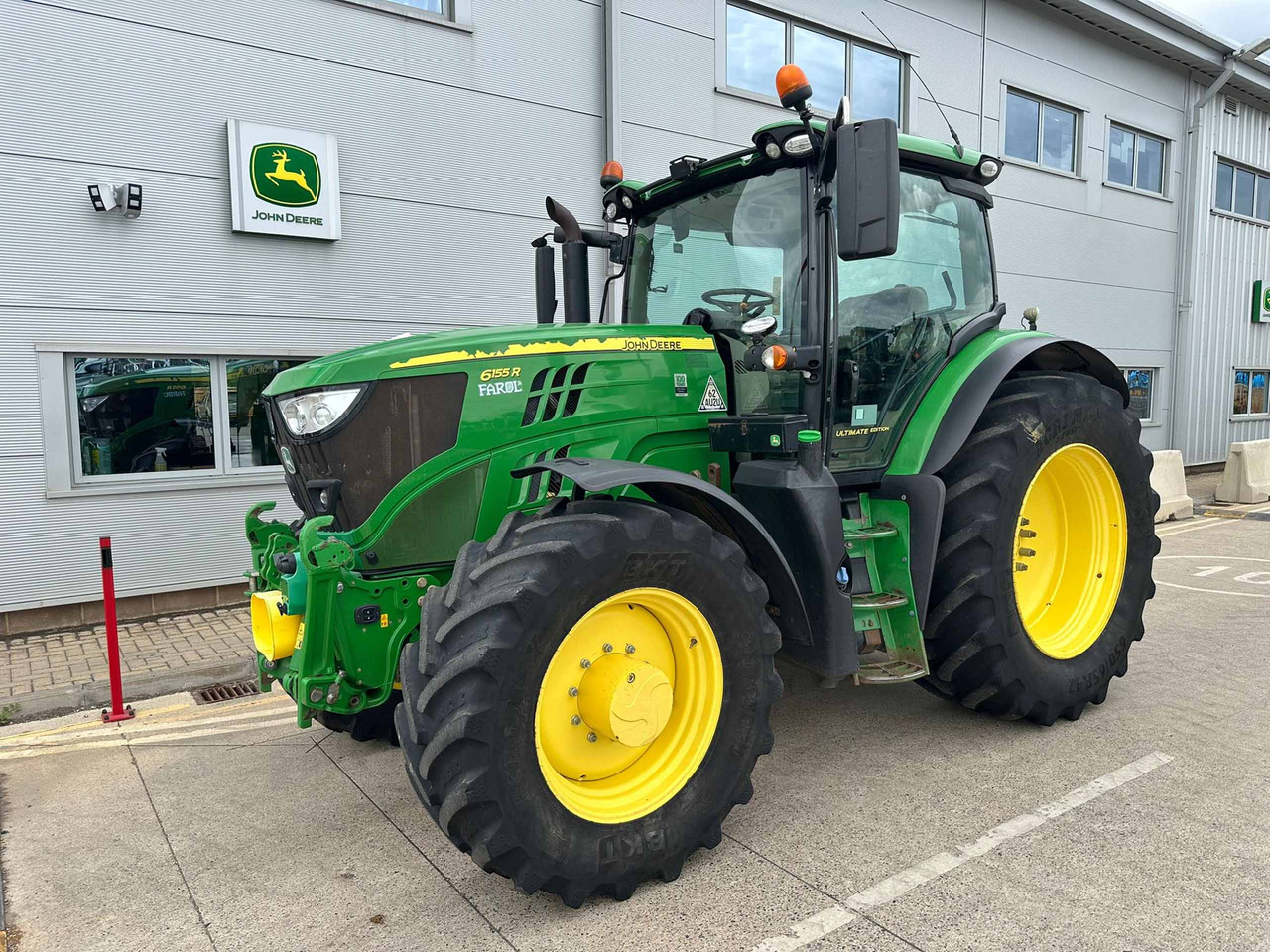 John Deere 6155R - Traktor: slika 1 John Deere 6155R - Traktor: slika 1