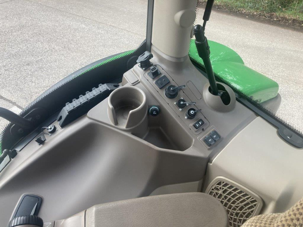 John Deere 6215R John Deere 6215R: slika 11