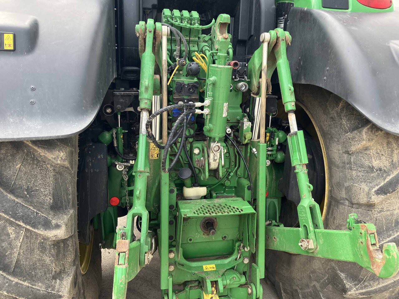 John Deere 6250R - Traktor: slika 5 John Deere 6250R - Traktor: slika 5