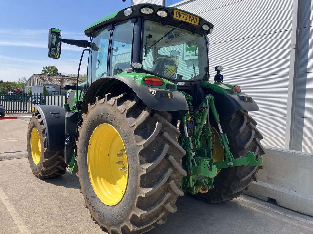 John Deere 6R 185 - Traktor: slika 3 John Deere 6R 185 - Traktor: slika 3