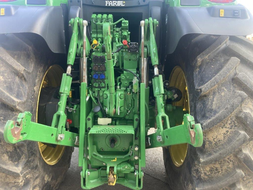 John Deere 6R 215 - Traktor: slika 5 John Deere 6R 215 - Traktor: slika 5