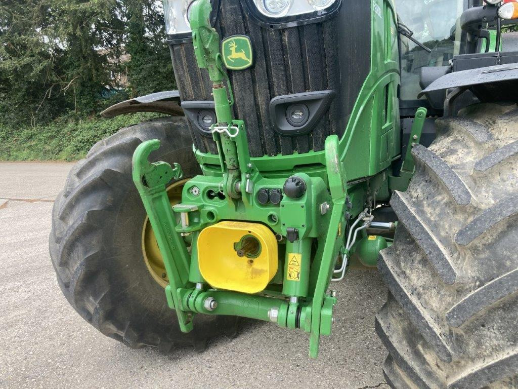 Traktor John Deere 6R 215: slika 14