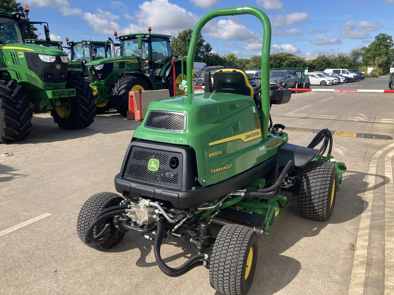 John Deere 8800A 5 pod rotary mower - Baštenska kosačica: slika 5 John Deere 8800A 5 pod rotary mower - Baštenska kosačica: slika 5