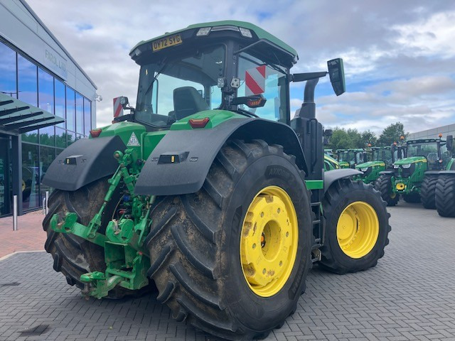John Deere 8R 410 - Traktor: slika 4 John Deere 8R 410 - Traktor: slika 4