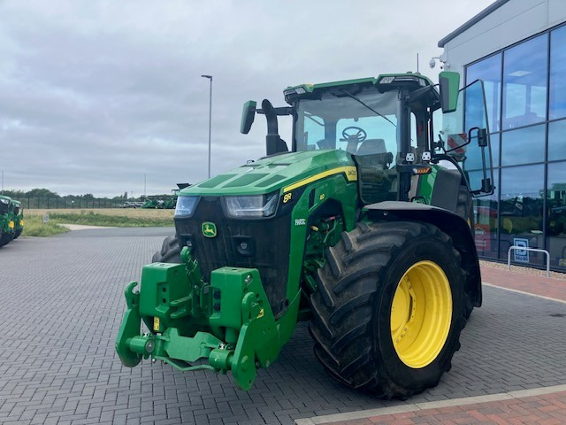 John Deere 8R 410 - Traktor: slika 3 John Deere 8R 410 - Traktor: slika 3