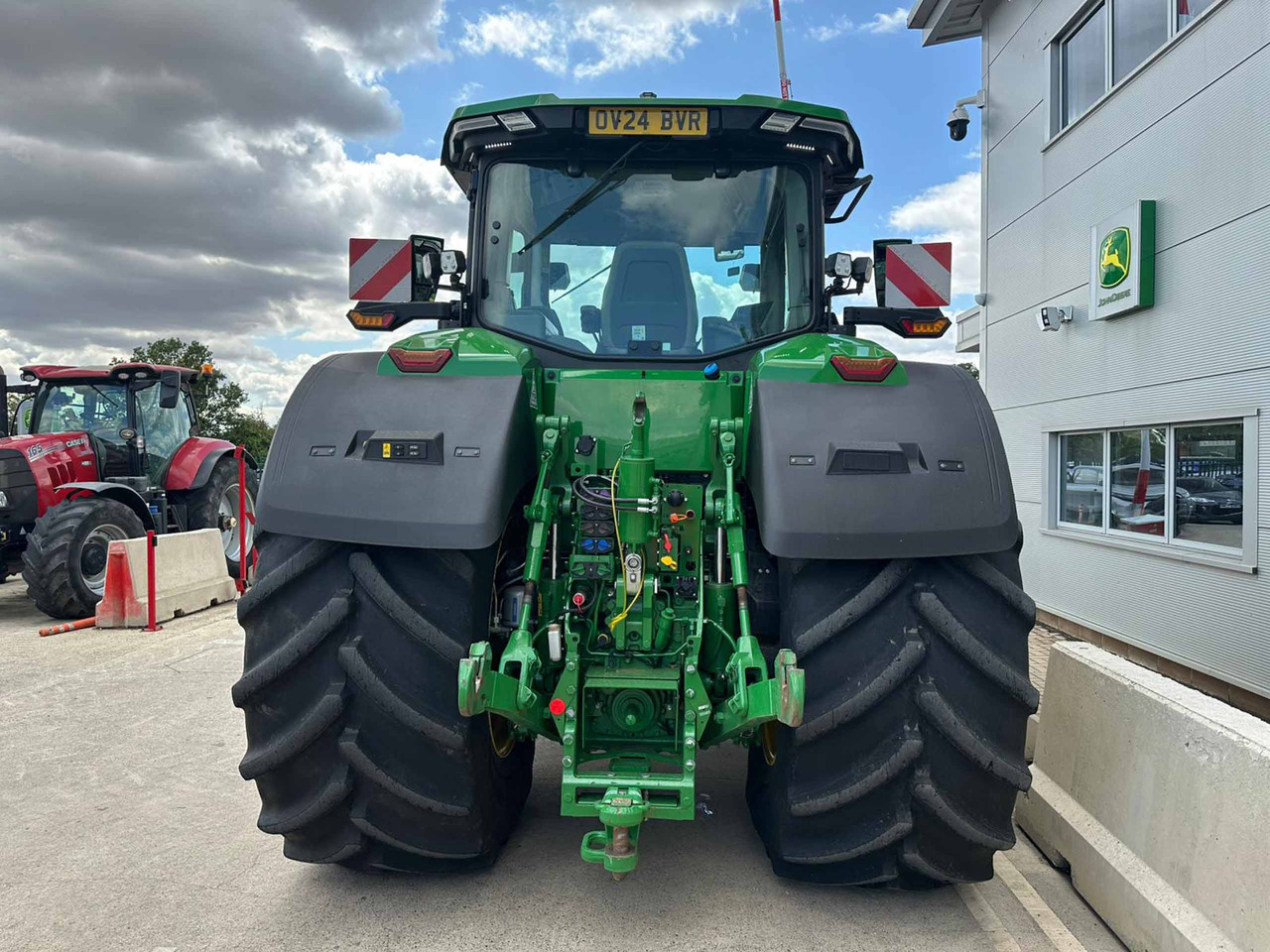John Deere 8R 410 - Traktor: slika 2 John Deere 8R 410 - Traktor: slika 2