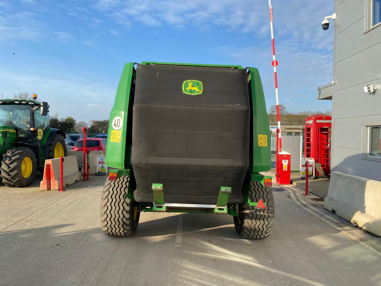 John Deere 960 - Oprema za prevrtanje i razlaganje: slika 4 John Deere 960 - Oprema za prevrtanje i razlaganje: slika 4