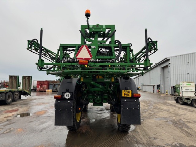 John Deere R4040i - Samostalna prskalica: slika 4 John Deere R4040i - Samostalna prskalica: slika 4