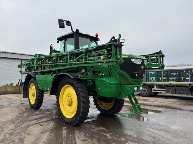 John Deere R4040i - Samostalna prskalica: slika 2 John Deere R4040i - Samostalna prskalica: slika 2