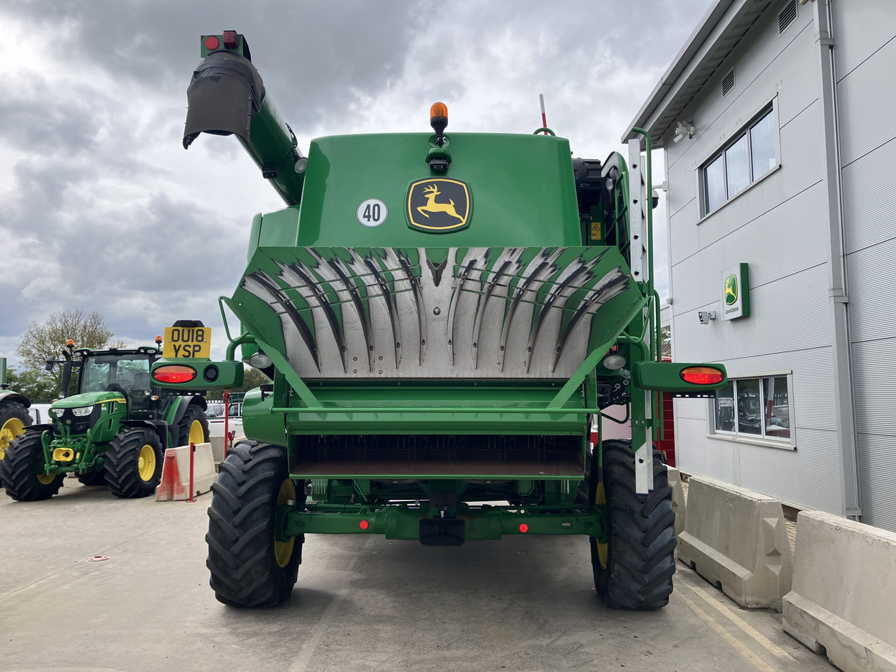 John Deere T670i HillMaster - Kombinovani kombajn: slika 5 John Deere T670i HillMaster - Kombinovani kombajn: slika 5