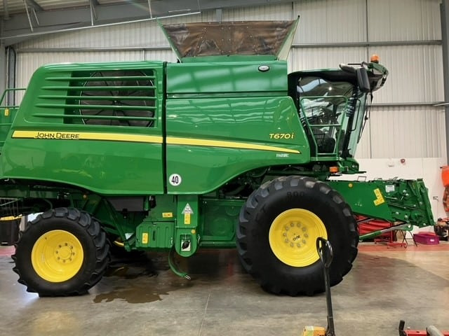 John Deere T670i - Kombinovani kombajn: slika 1 John Deere T670i - Kombinovani kombajn: slika 1