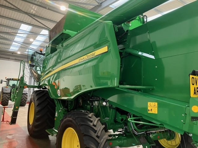 John Deere T670i - Kombinovani kombajn: slika 4 John Deere T670i - Kombinovani kombajn: slika 4