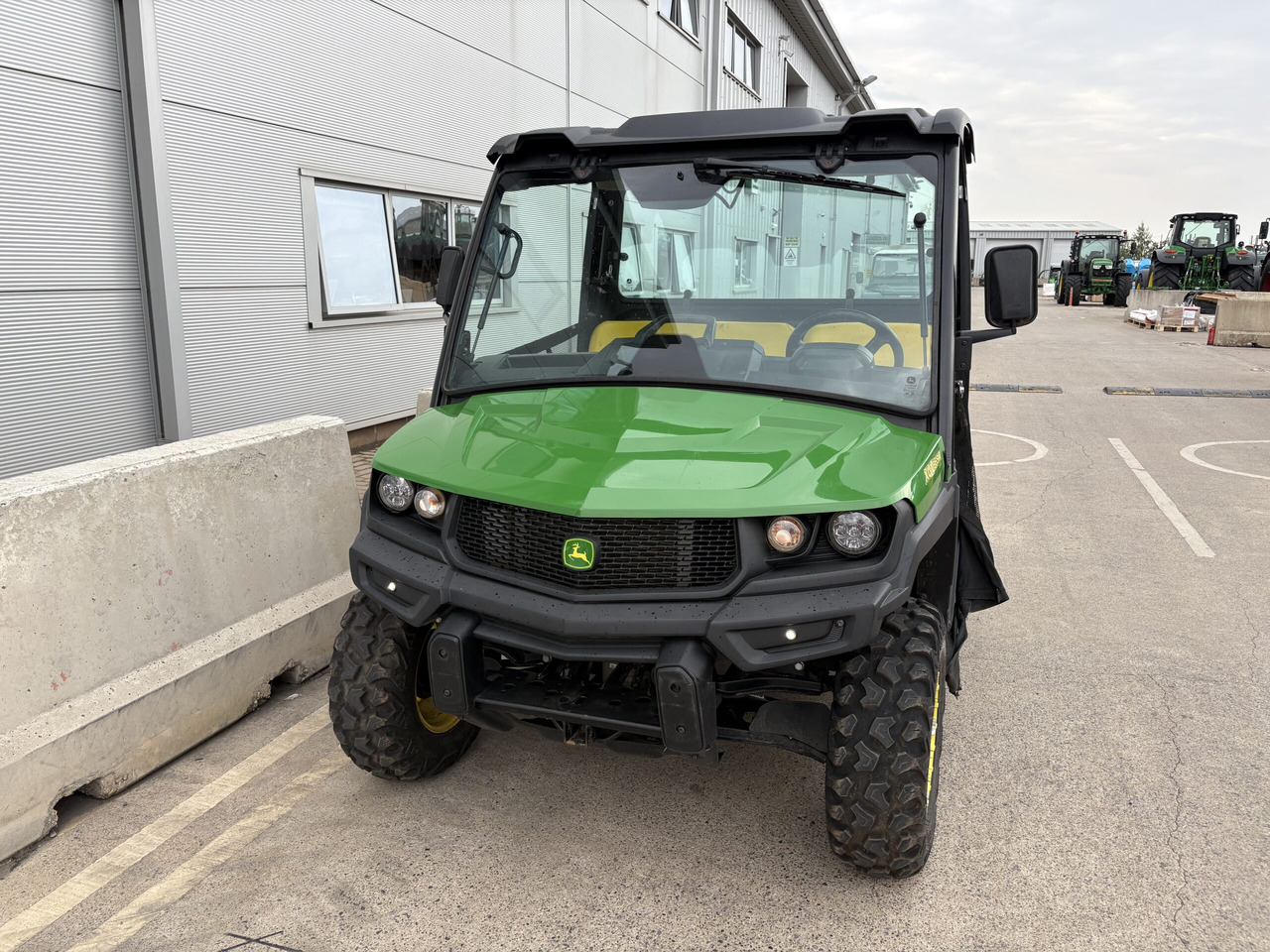 John Deere XUV865M Gator - ATV/ Četvorotočkaš: slika 2 John Deere XUV865M Gator - ATV/ Četvorotočkaš: slika 2