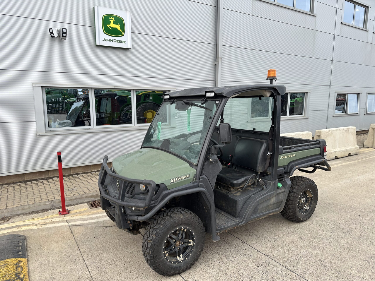 John Deere XUV865M - ATV/ Četvorotočkaš: slika 1 John Deere XUV865M - ATV/ Četvorotočkaš: slika 1