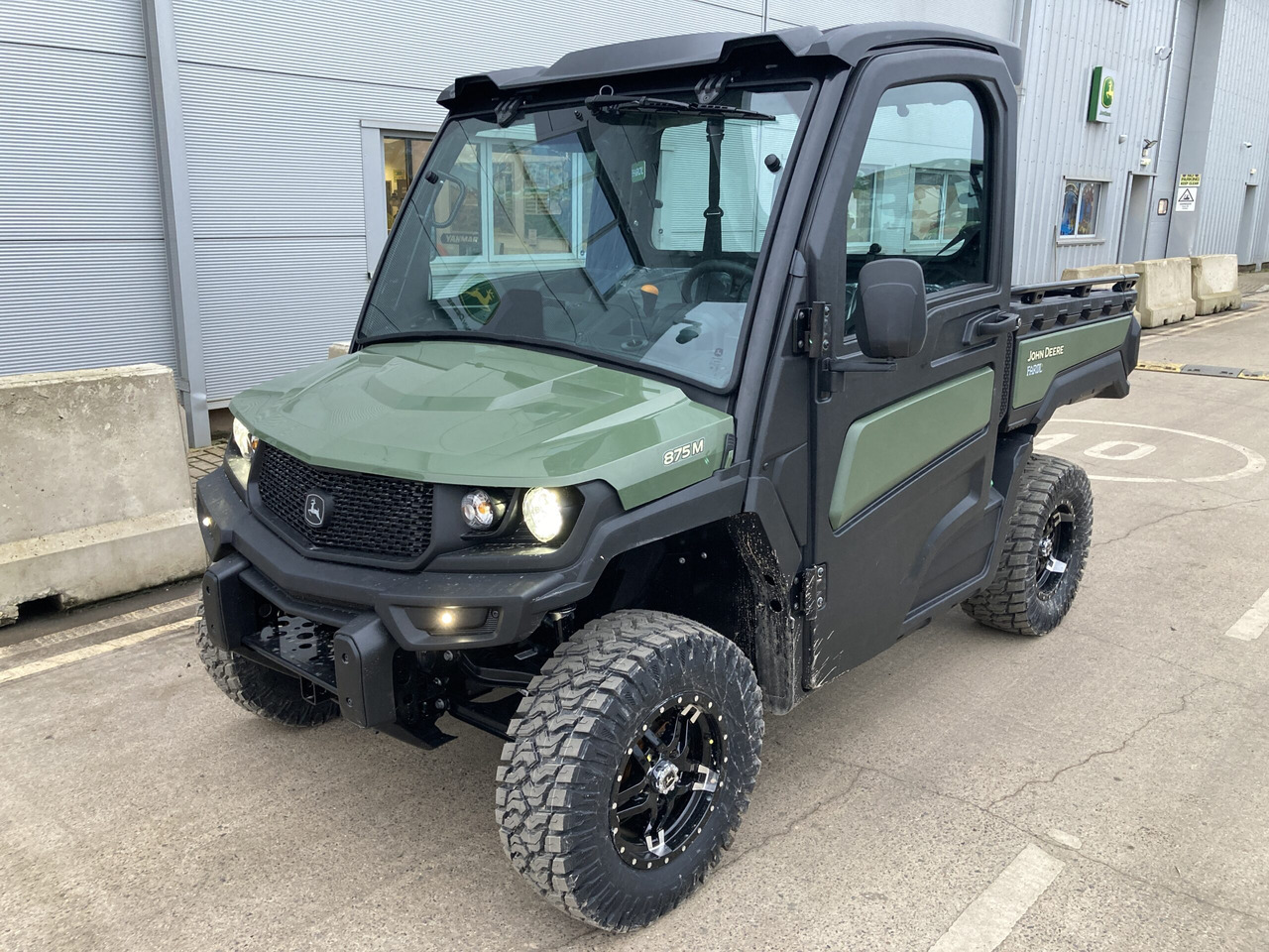 John Deere XUV875M Gator - ATV/ Četvorotočkaš: slika 1 John Deere XUV875M Gator - ATV/ Četvorotočkaš: slika 1