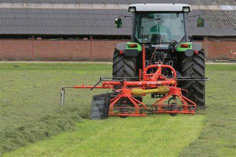 KUHN HAYBOB 360 - Prevrtač/ Grabuljač: slika 1 KUHN HAYBOB 360 - Prevrtač/ Grabuljač: slika 1