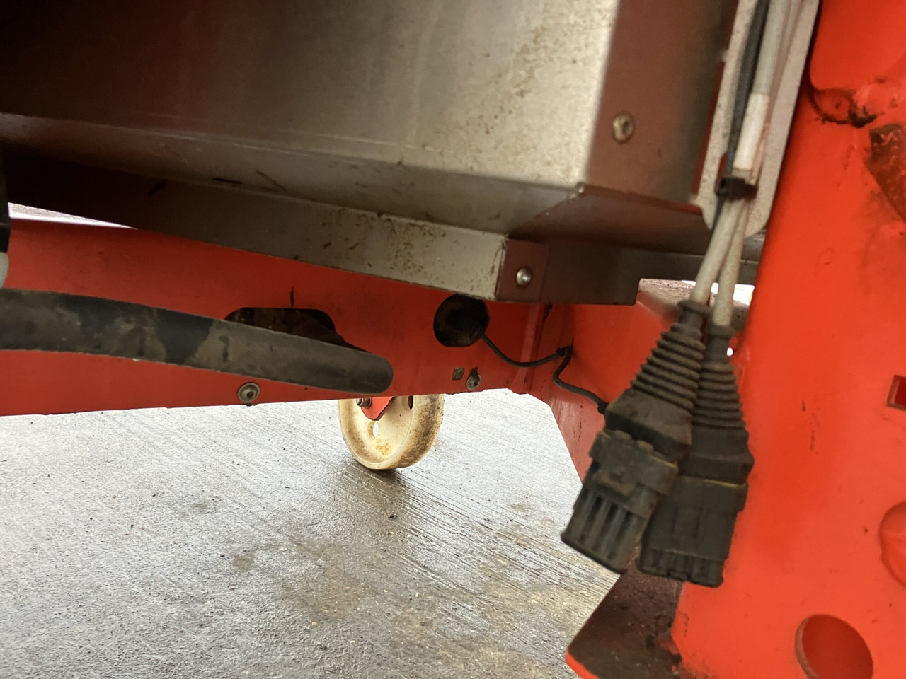 Rasipač veštačkog đubriva Kuhn Axis 40.2 H-EMC Varispread Pro: slika 11