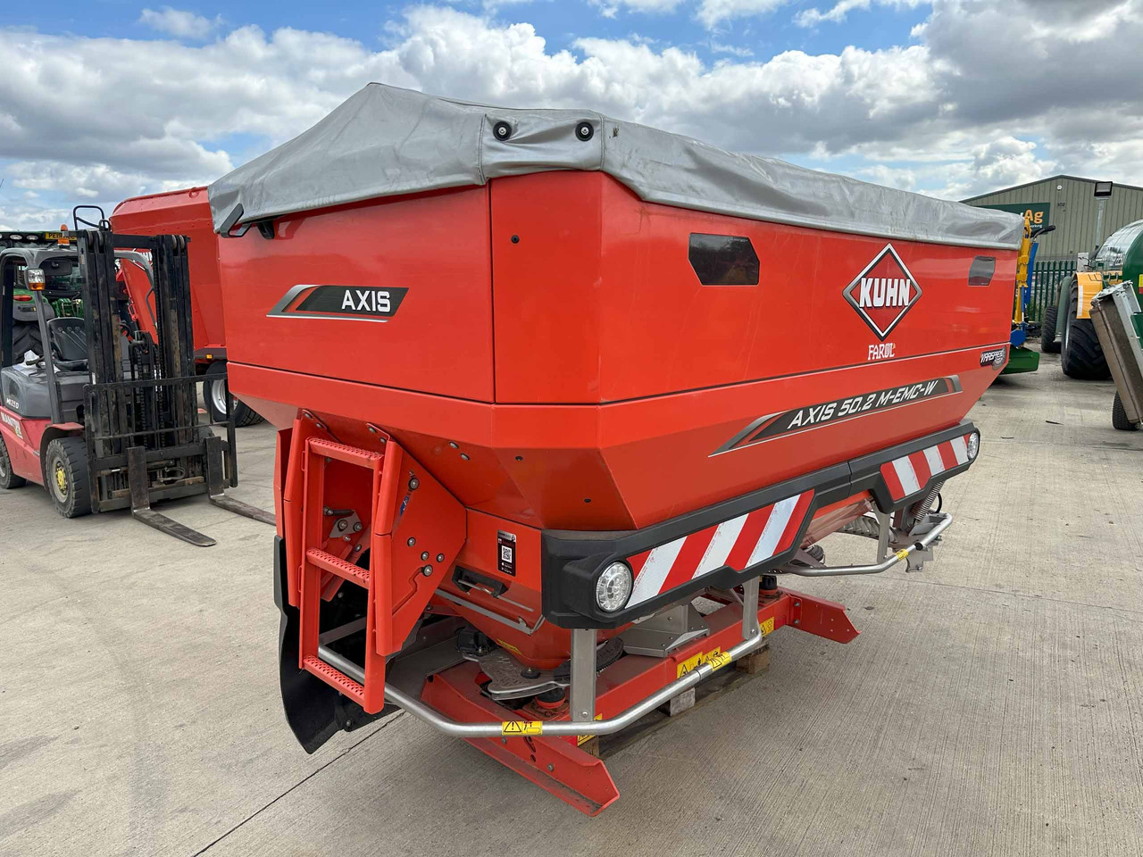 Kuhn Axis 50.2 M-EMC-W - Rasipač veštačkog đubriva: slika 5 Kuhn Axis 50.2 M-EMC-W - Rasipač veštačkog đubriva: slika 5