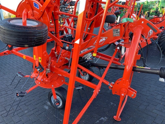 Kuhn GF 8700 - Prevrtač/ Grabuljač: slika 2 Kuhn GF 8700 - Prevrtač/ Grabuljač: slika 2